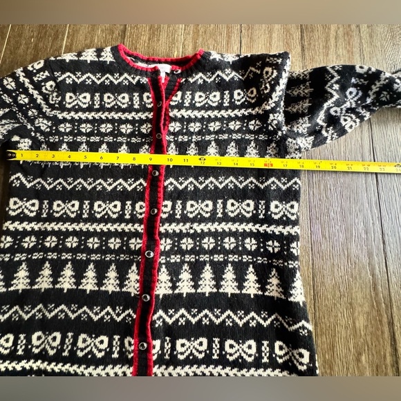 Charter Club Black and White Cardigan with Red Trim - Picture 10 of 14